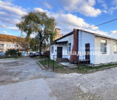 3-комн, 147кв м, этаж 1/2 ул Набережная, 17