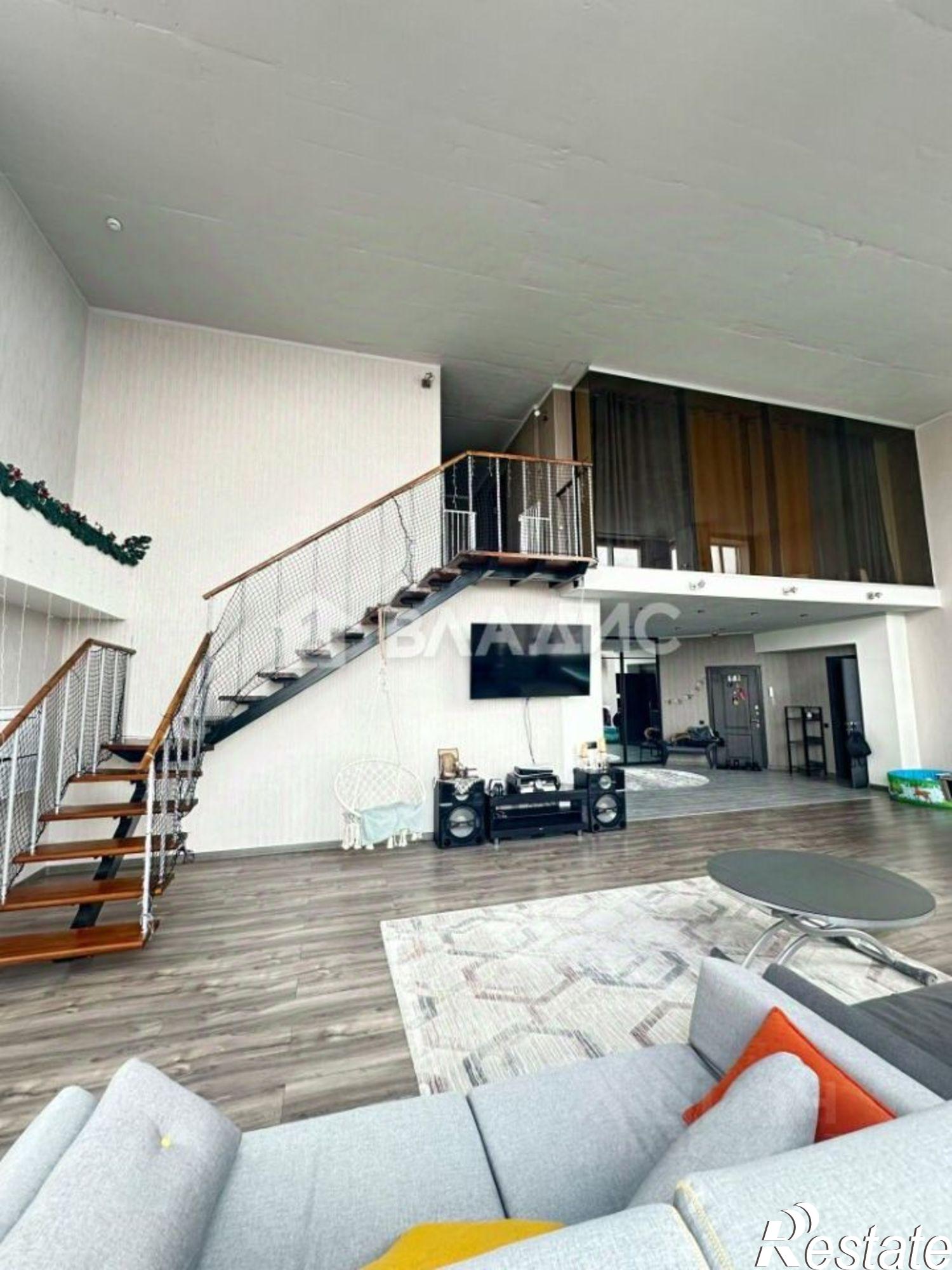 Купить квартиру за 14 000 000 рублей на Заводская улица, 11