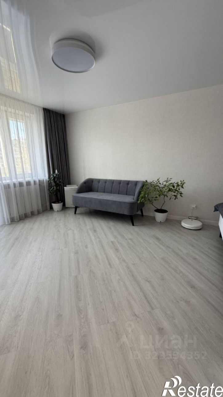 1-комн квартира улица Приморского Комсомола, 33,  д. 33