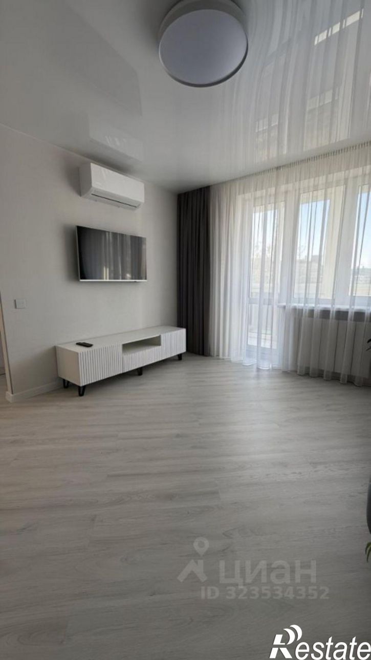 1-комн квартира улица Приморского Комсомола, 33,  д. 33