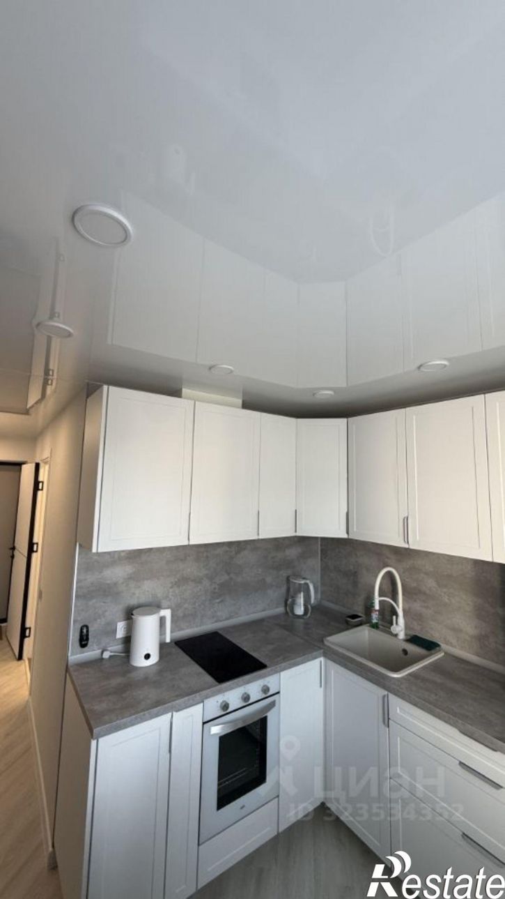 1-комн квартира улица Приморского Комсомола, 33,  д. 33