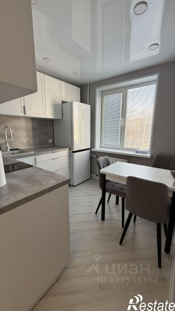 1-комн квартира улица Приморского Комсомола, 33,  д. 33