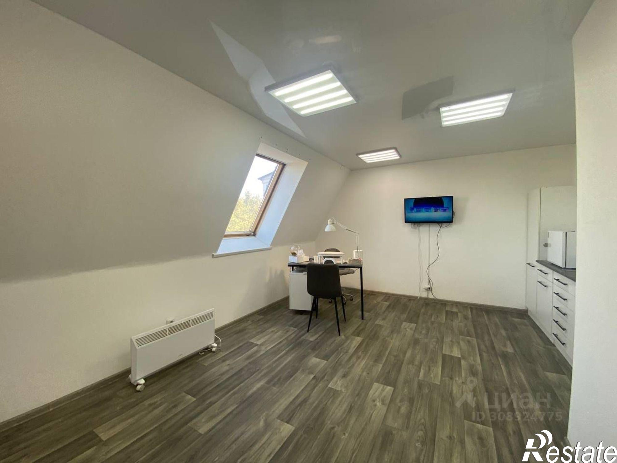 Купить помещение свободного назначения за 2 772 950 рублей на Калининская улица, 24