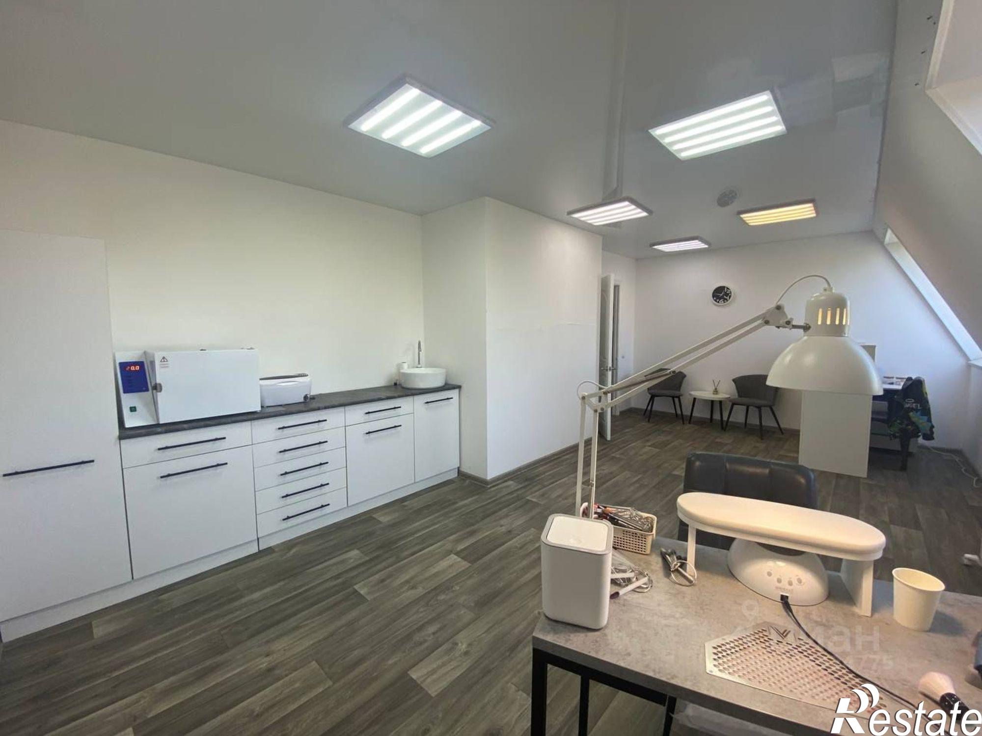 Купить помещение свободного назначения за 2 772 950 рублей на Калининская улица, 24