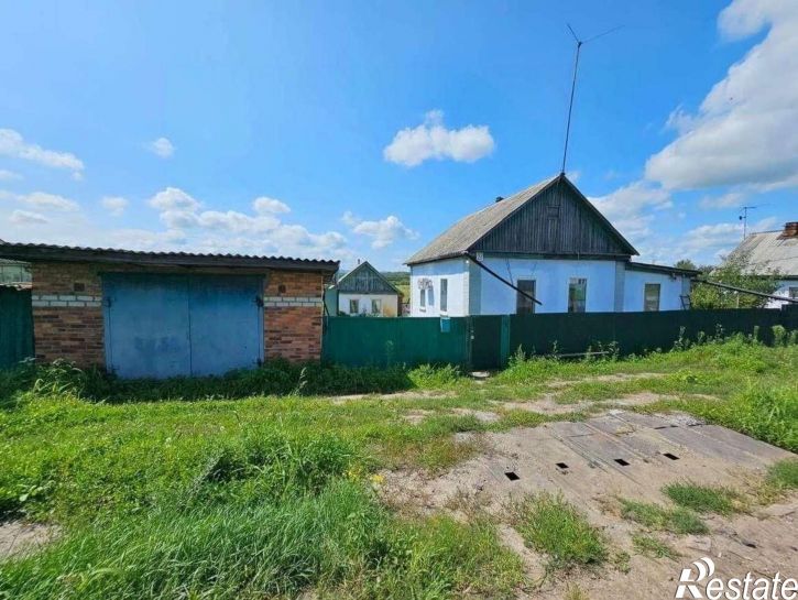 2-комн квартира Луговая улица, 27,  д. 27