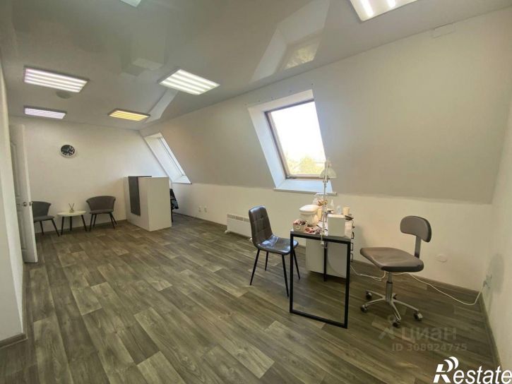 Помещение свободного назначения Калининская улица, 24,  д. 24