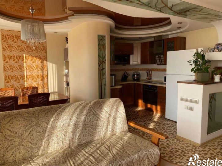 4-комн квартира Некрасова ул,дом 118