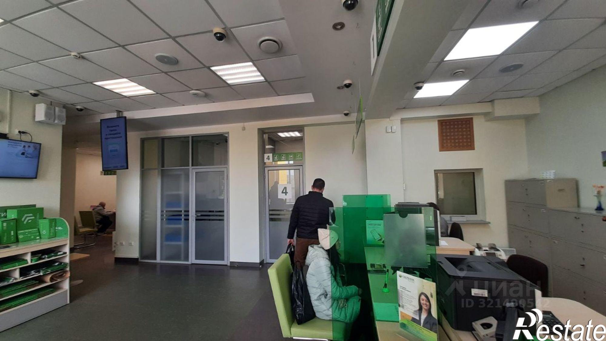 Купить офис, помещение под офис за 7 105 200 рублей на улица 50 лет Октября, 8