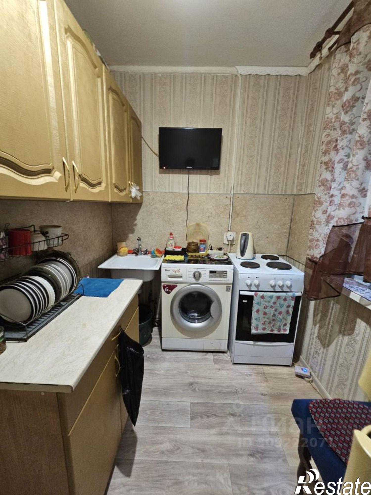 Сдать комнату за 8 500 рублей на Владивосток, улица Кирова, 42