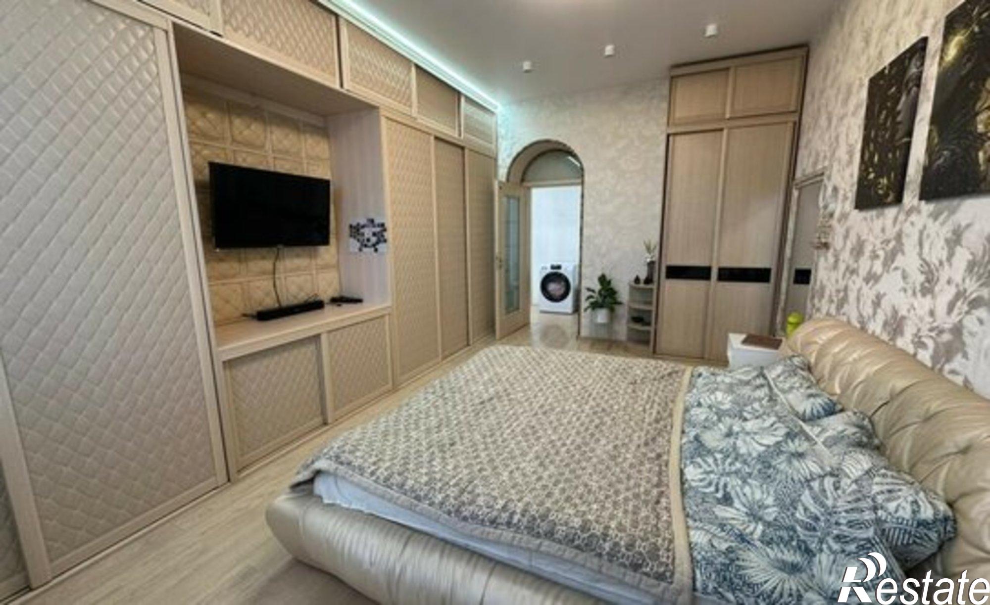 Купить квартиру за 8 880 000 рублей на проспект Горького, 1