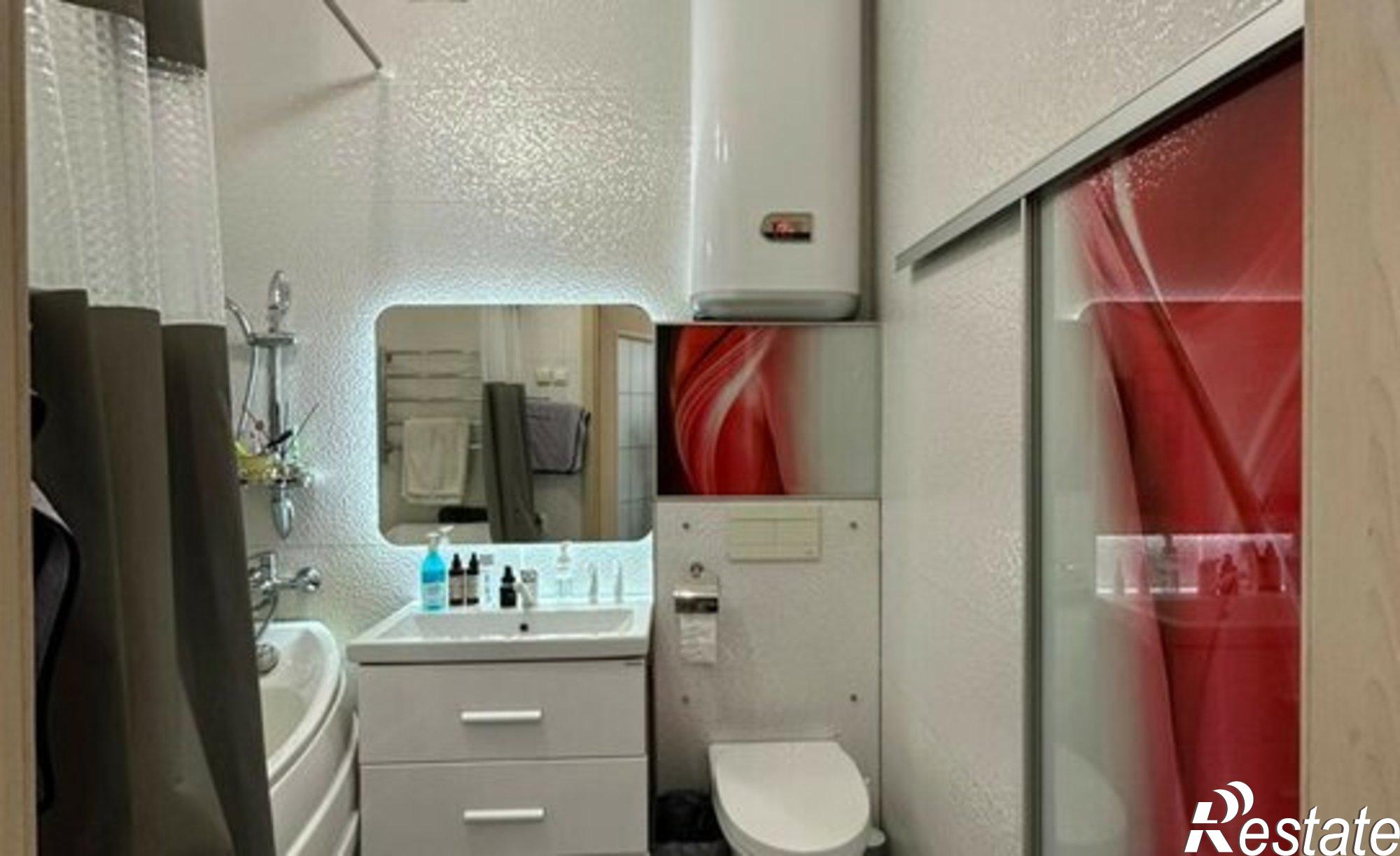 Купить квартиру за 8 880 000 рублей на проспект Горького, 1