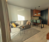 2-комн, 43кв м, этаж 23/25 улица Полковника Фесюна, 20