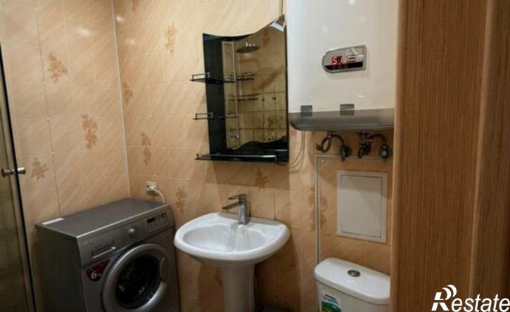 2-комн квартира улица Грибоедова, 15,  д. 15