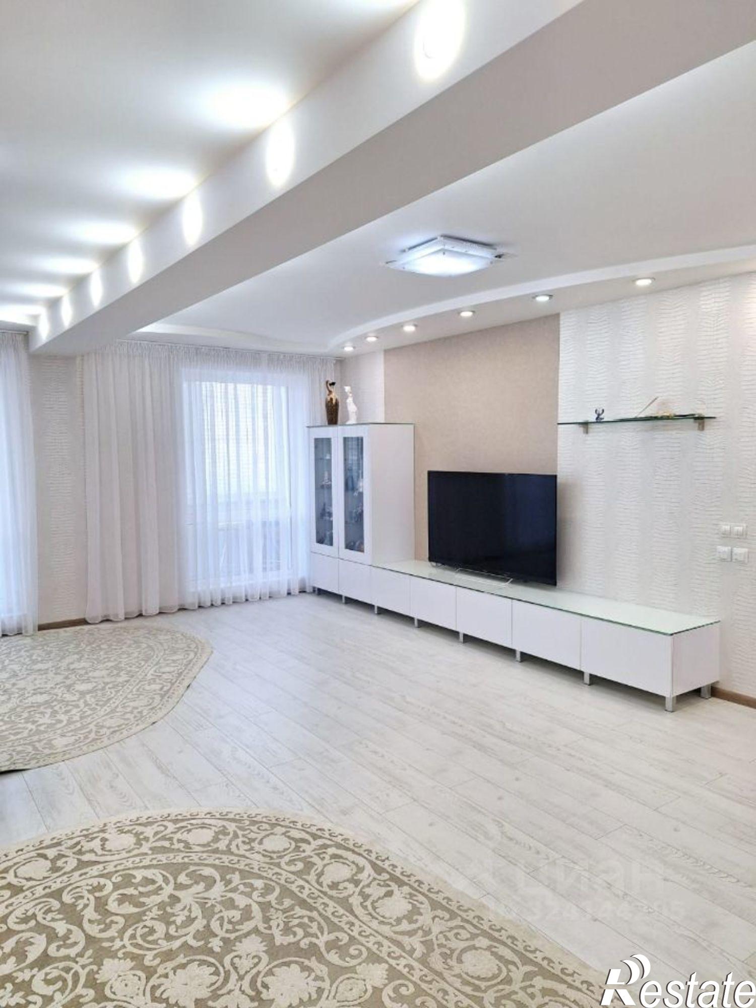 Купить дачу, дом, коттедж за 25 000 000 рублей на Пионерская улица, 22А