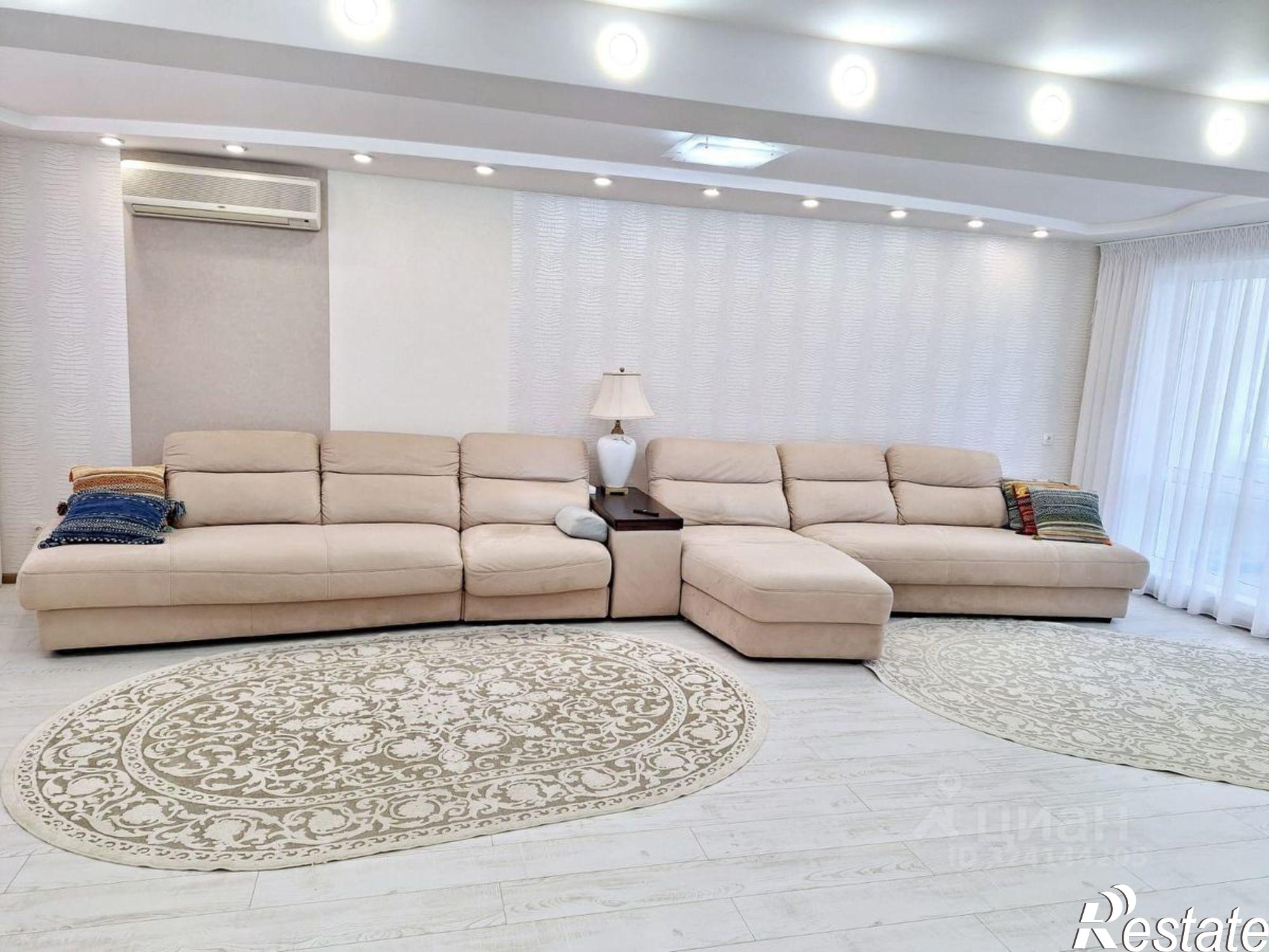 Купить дачу, дом, коттедж за 25 000 000 рублей на Пионерская улица, 22А