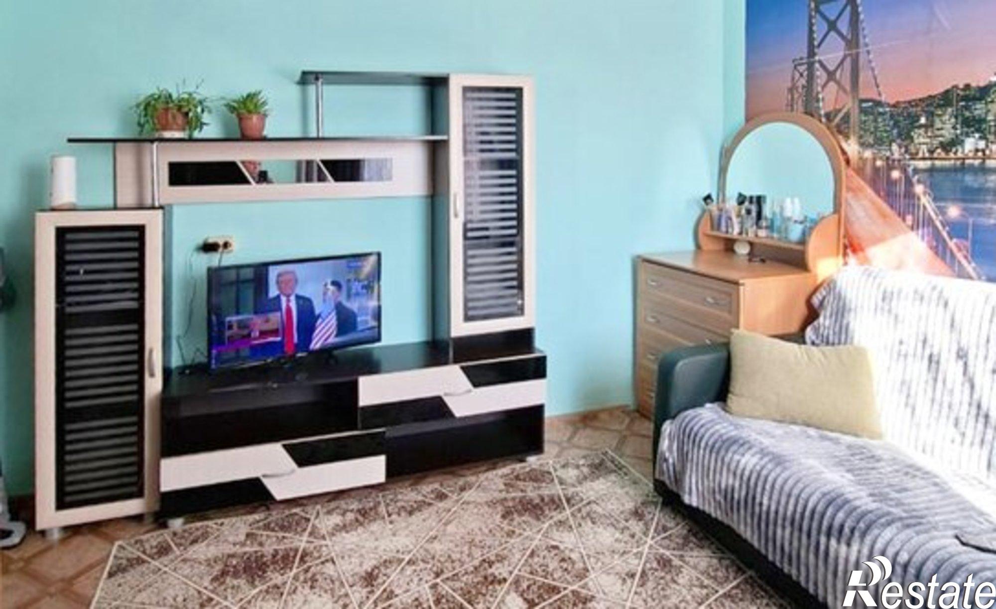 Купить квартиру за 1 350 000 рублей на улица Кадукова, 3