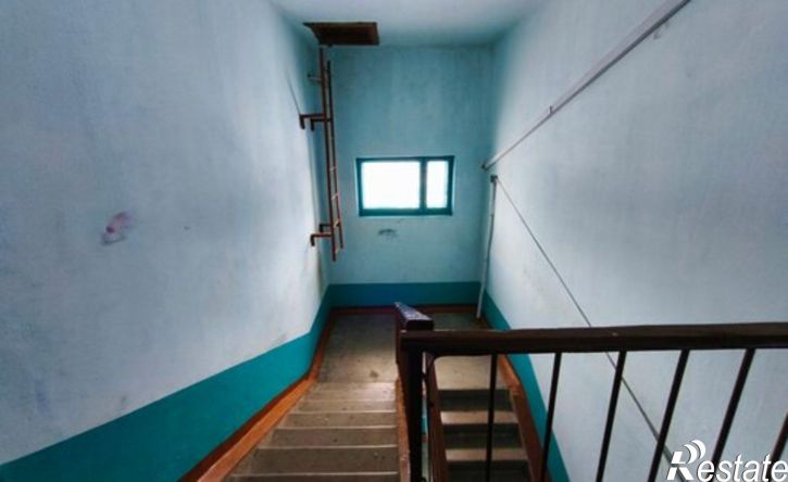 2-комн квартира улица Комарова, 50,  д. 50