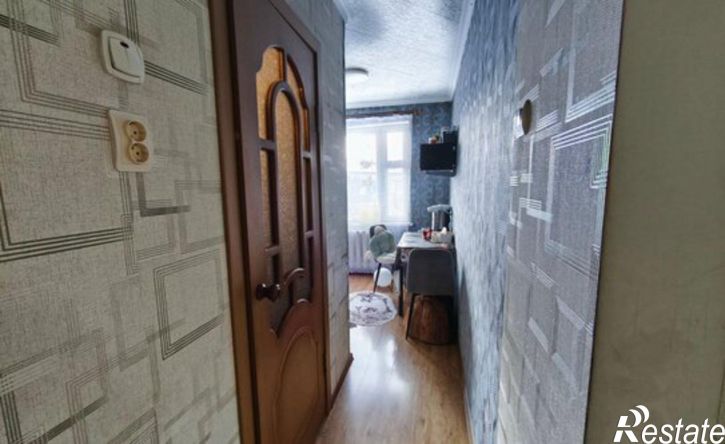 2-комн квартира улица Комарова, 50,  д. 50