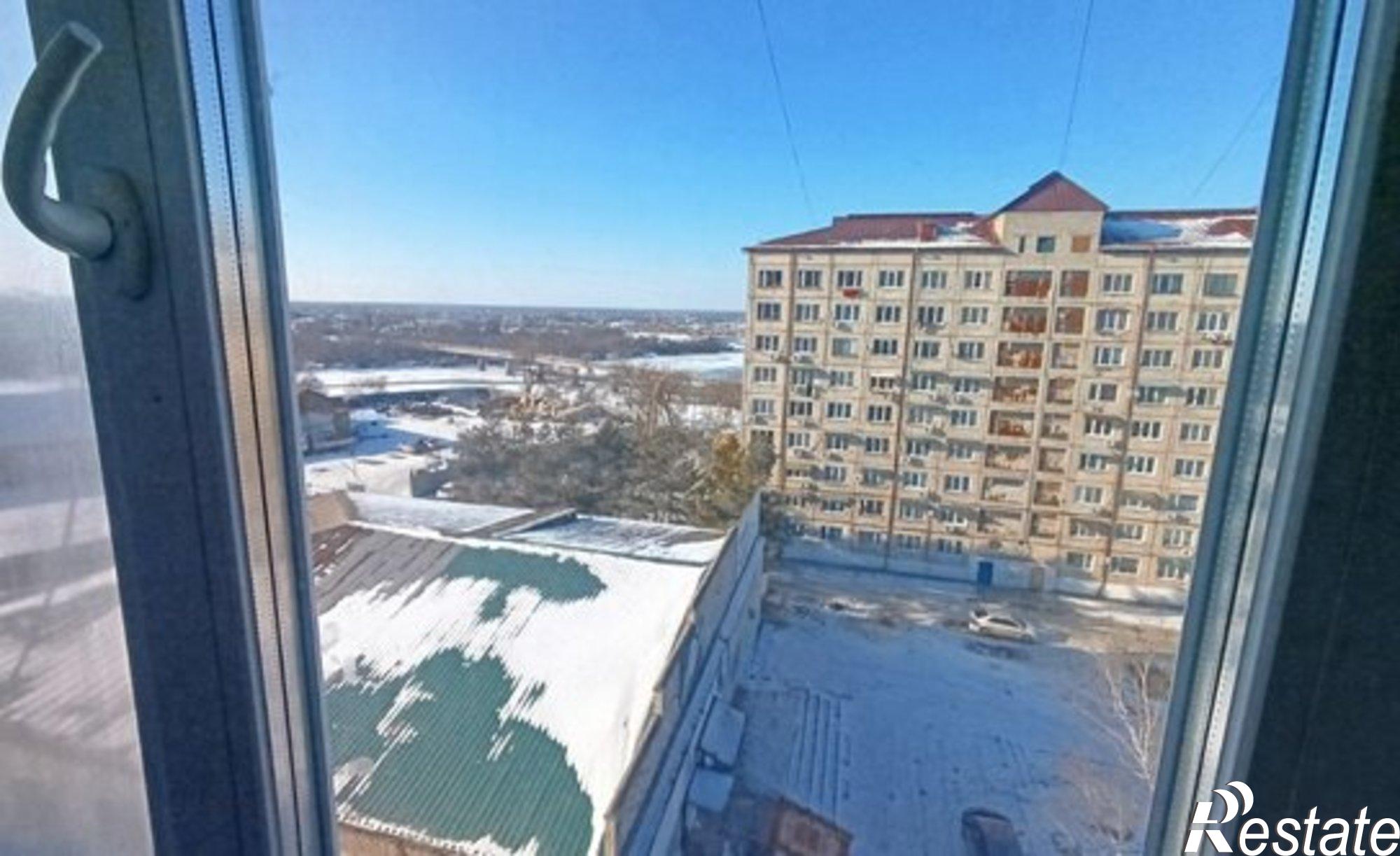 Купить квартиру за 1 100 000 рублей на улица 9 Января, 28