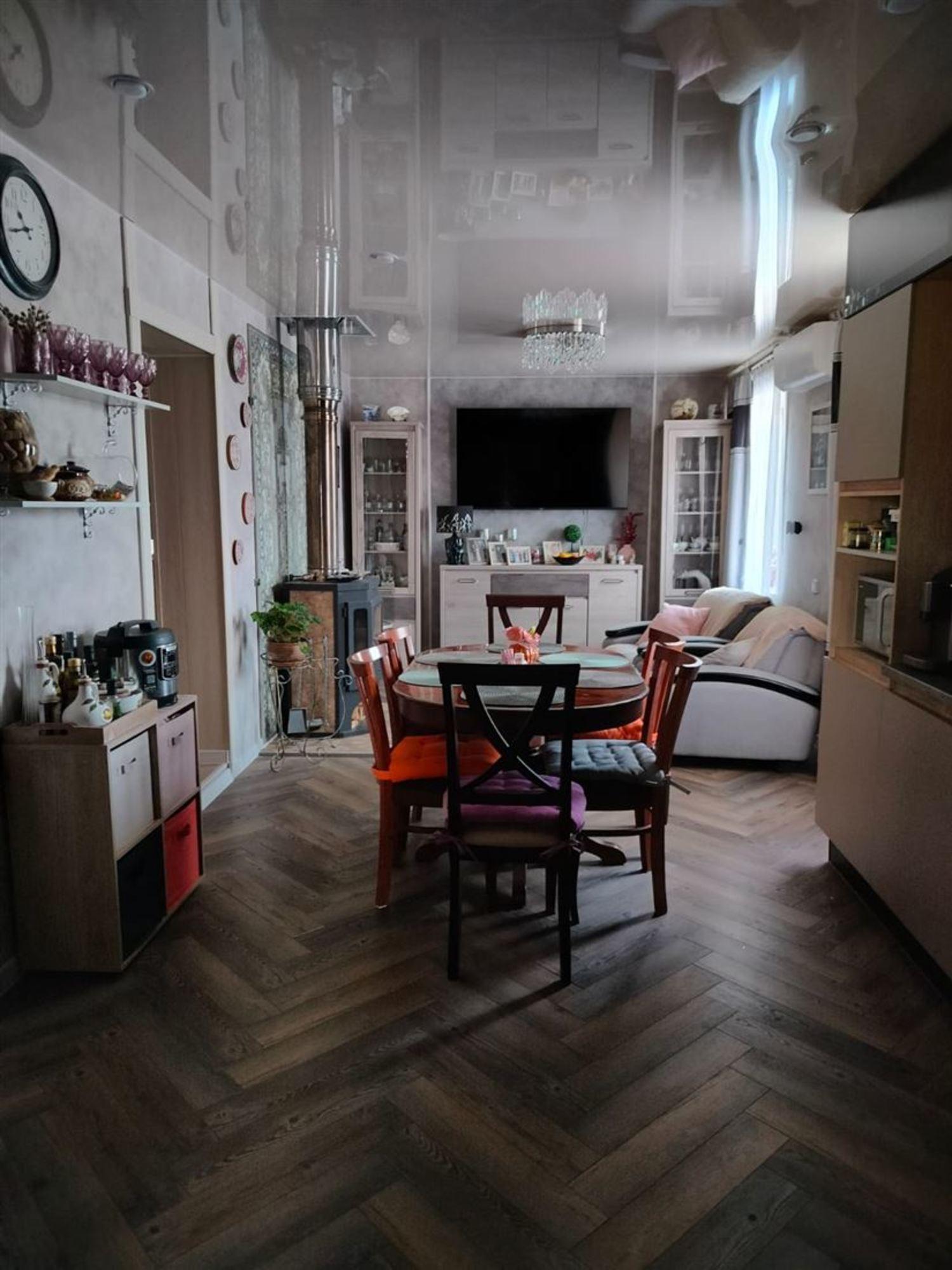 Купить дачу, дом, коттедж за 12 000 000 рублей на ул Лесная, д. 2/2