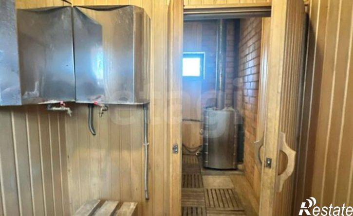 3-комн квартира Арсеньев, улица Малиновского, 10