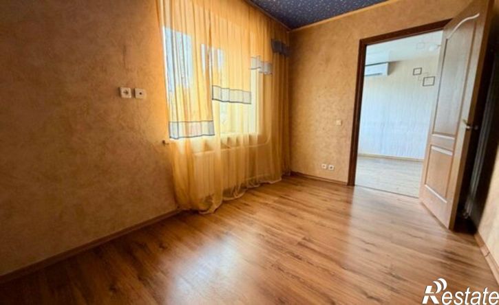 3-комн квартира улица Островского, 6,  д. 6