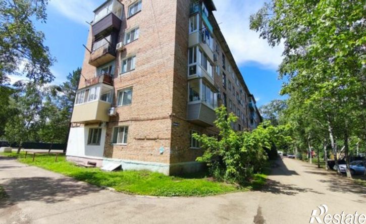 2-комн квартира улица Комарова, 15,  д. 15