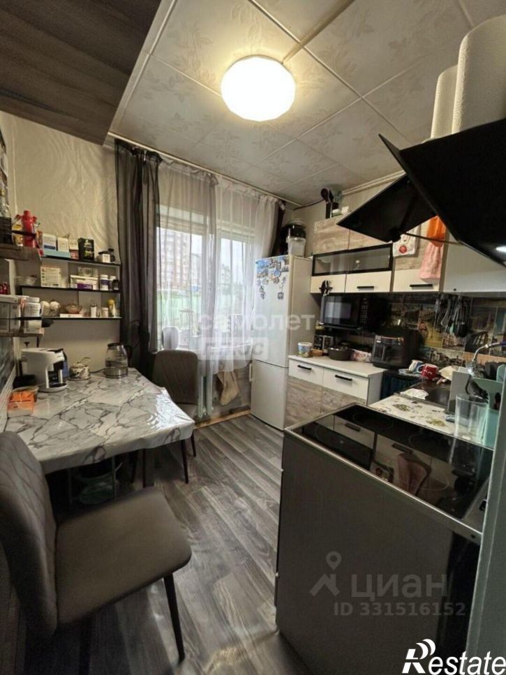 2-комн квартира улица Постникова, 17,  д. 17