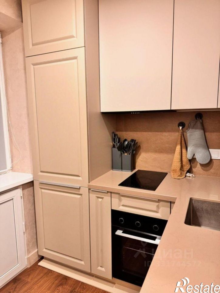 3-комн квартира Гризодубовой улица, 47