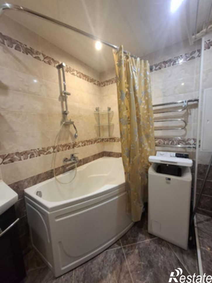 2-комн квартира улица Блюхера, 18