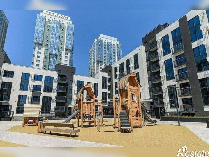 4-комн квартира Владивосток, Третья улица, 5в