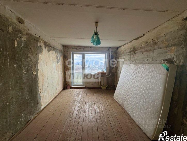 3-комн квартира ул Ветеранов, 4,  д. 4