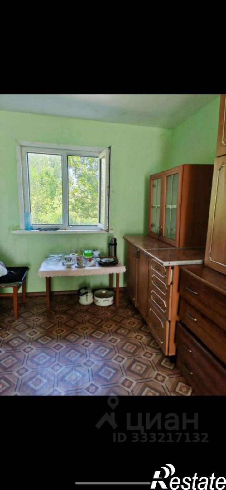 Отдельное здание село Хороль, улица Чкалова, 23