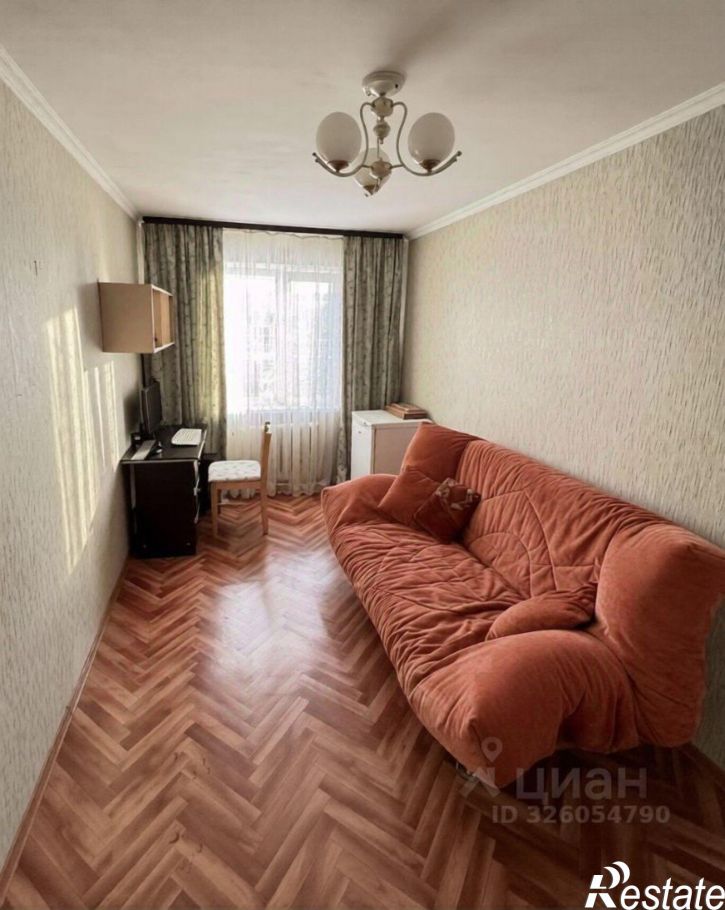3-комн квартира ул Авиаторов, 24,  д. 24