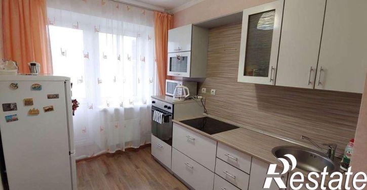 1-комн квартира Черняховского ул, 90