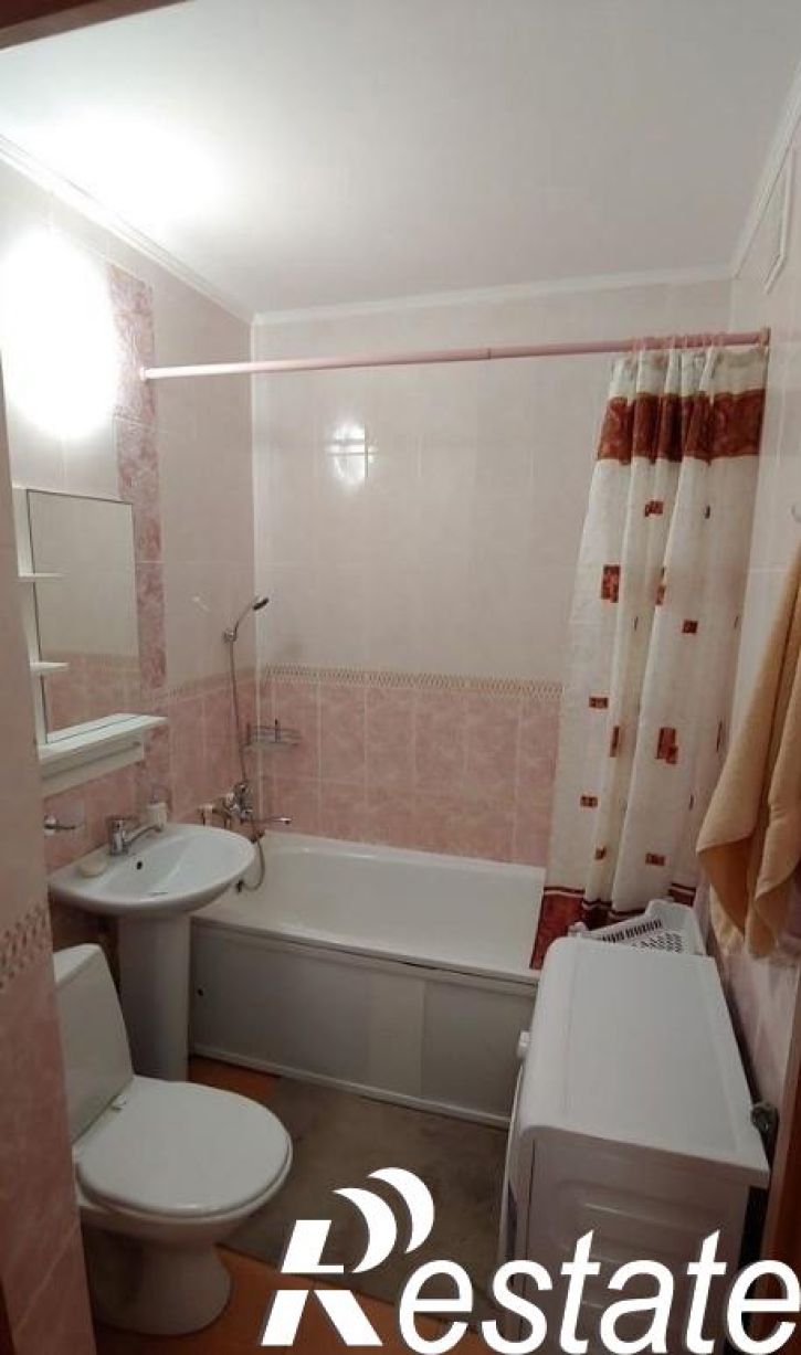 1-комн квартира Черняховского ул, 90